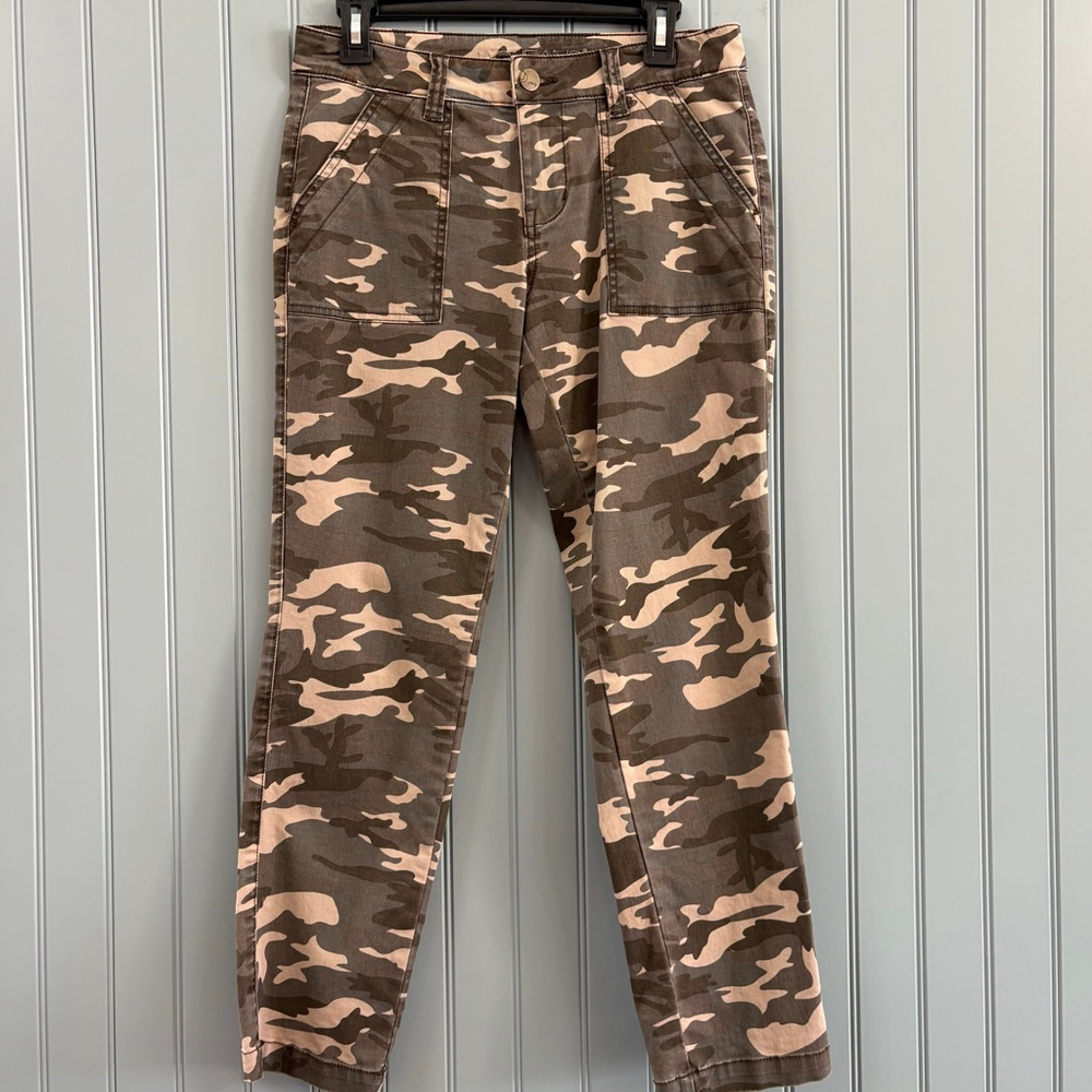 JAG Camo Relaxed Boyfriend Jeans Size 2